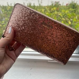 Kate Spade Pink Glitter wallet